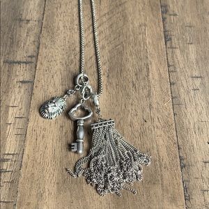 Kendra Scott Zosia Long Pendant Necklace